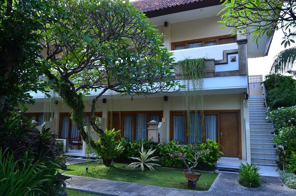 Mentari Hotel 3*