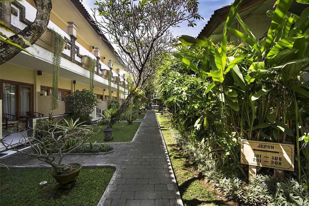 Hotel Mentari 3*