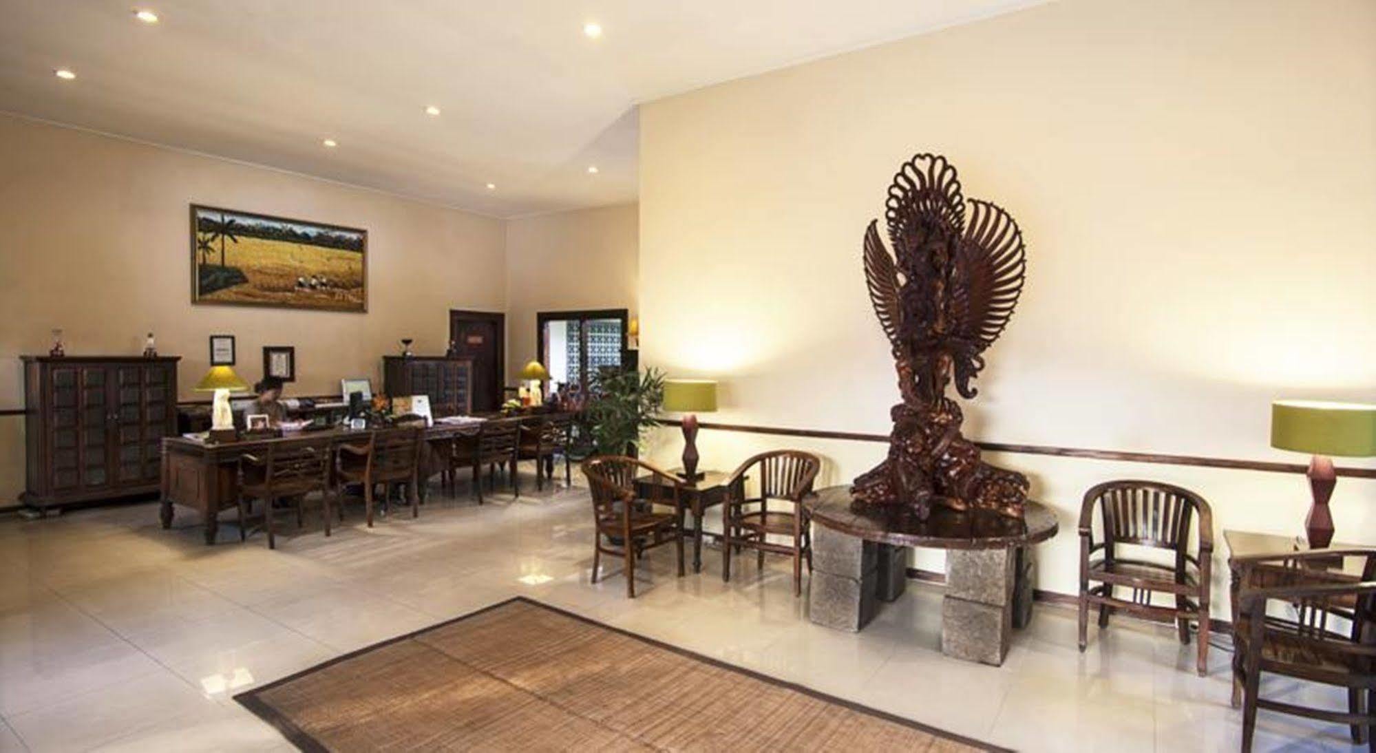 Mentari Hotel 3*