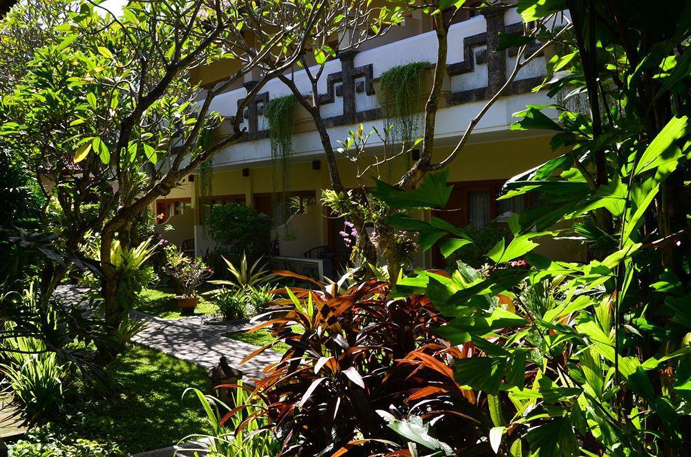 Hotel Mentari 3*