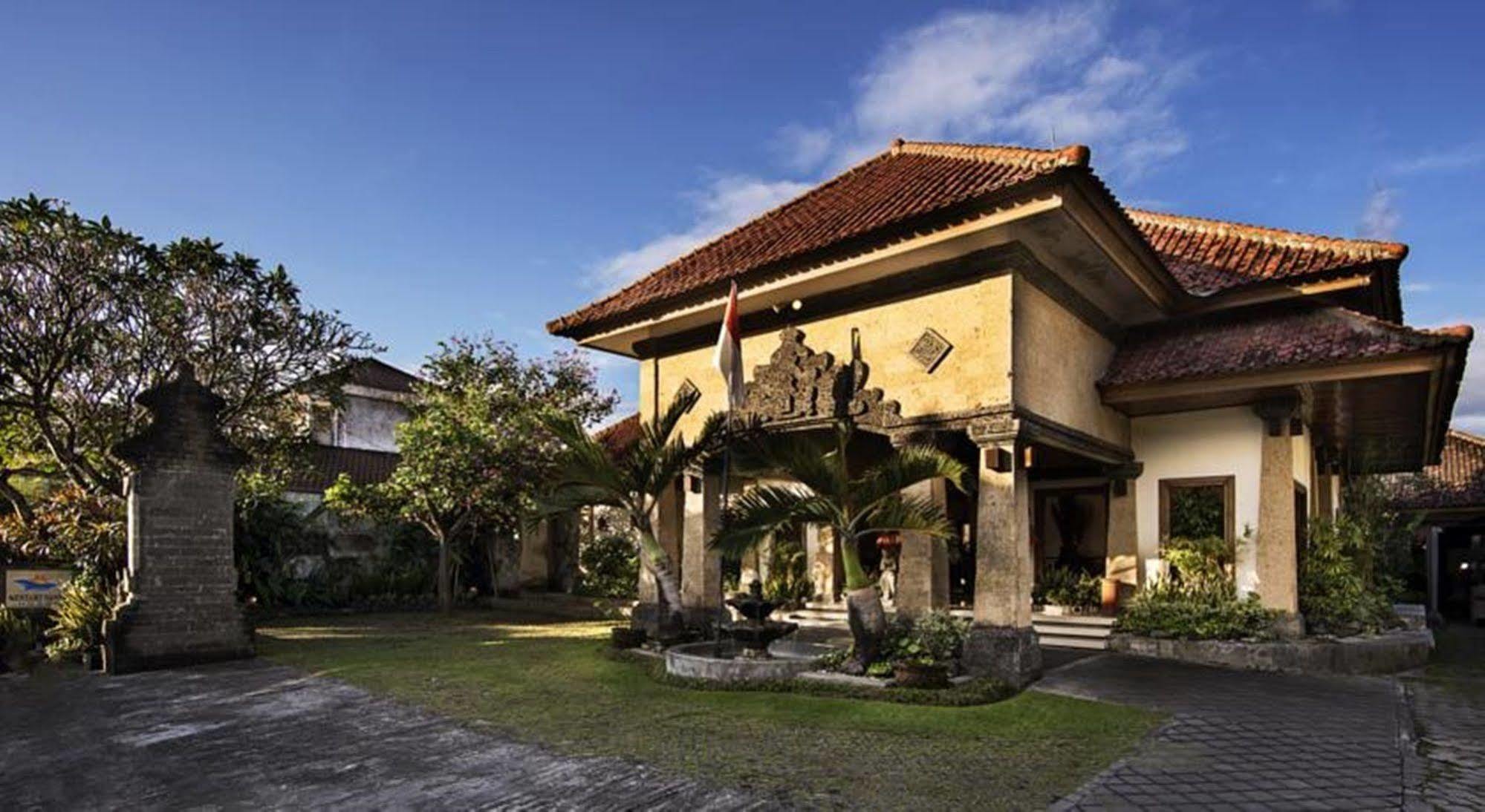 Hotel Mentari 3*